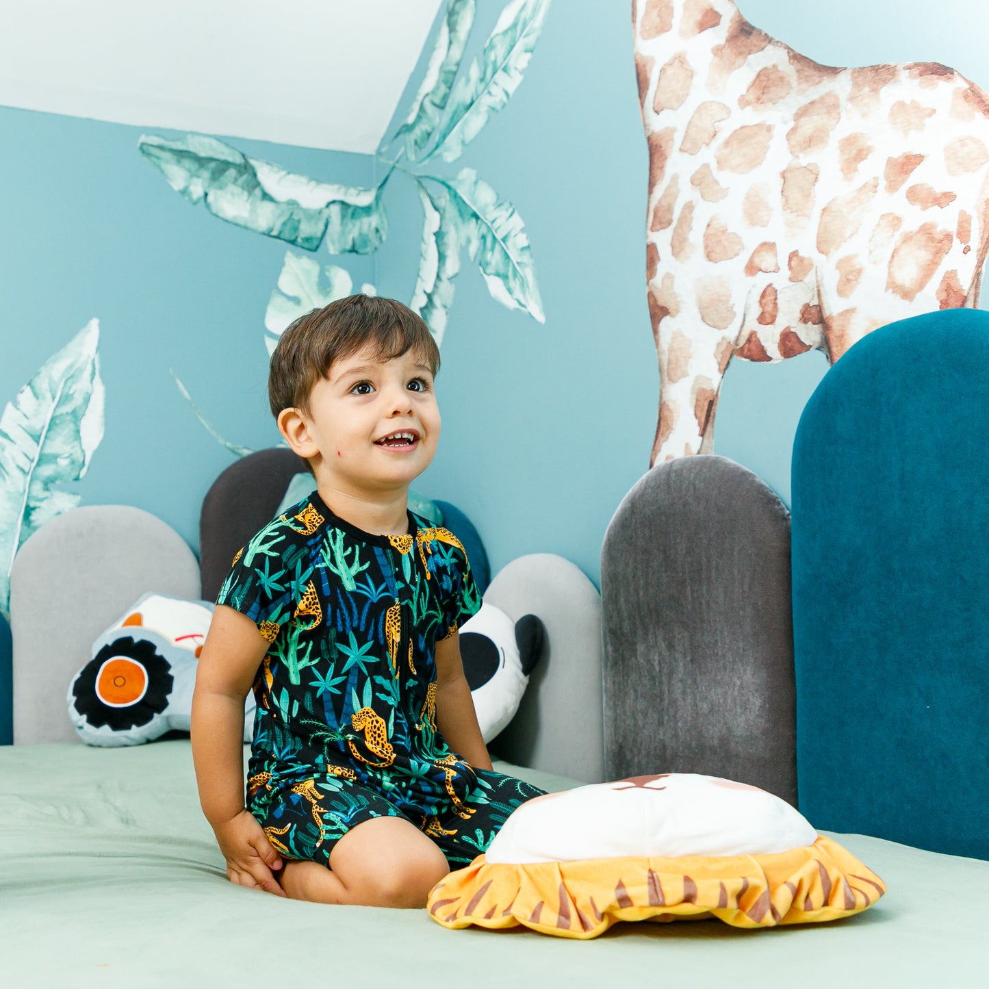 Short Savanna Vibes, salopeta scurta din bambus organic, cu fermoar in dublu sens